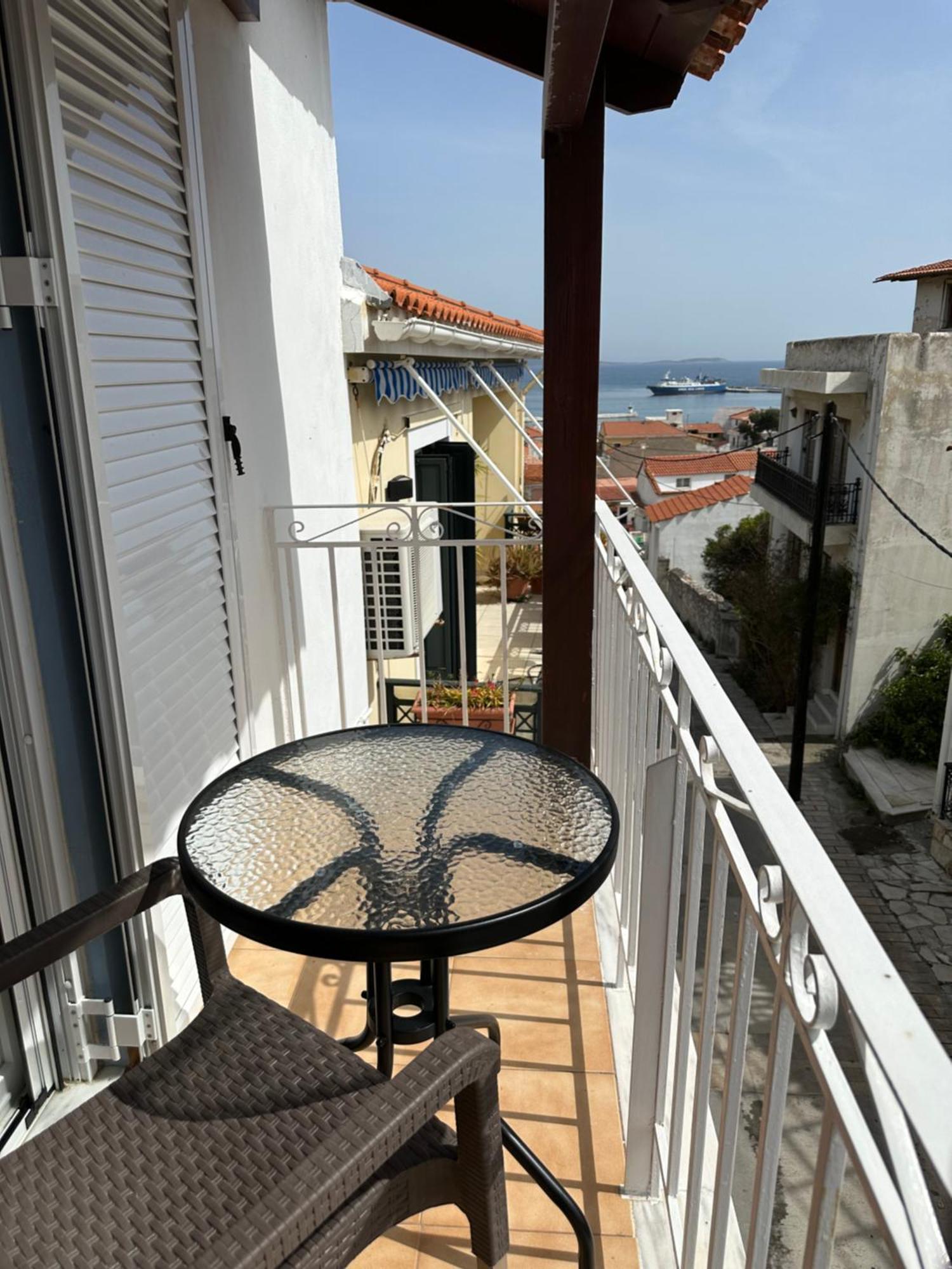 פיתגוריו Parthenis Appartments מראה חיצוני תמונה